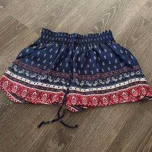 Meraki patterned shorts
